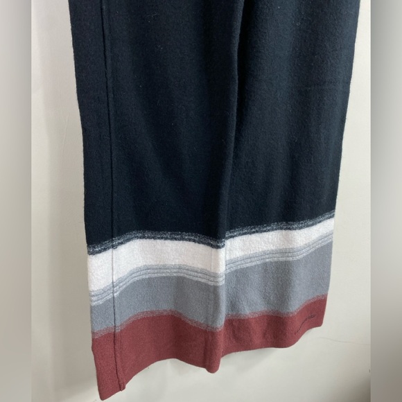 Nike Women's Yoga Therma-FIT ADV Wool Wide Leg Pants Sweatpants Sz M - Picture 5 of 15